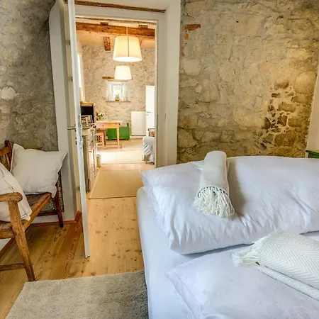 Casa de Férias Winzarei, Weingut Tement Berghausen