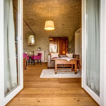 Winzarei, Weingut Tement