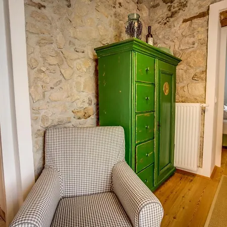 Winzarei, Weingut Tement Berghausen