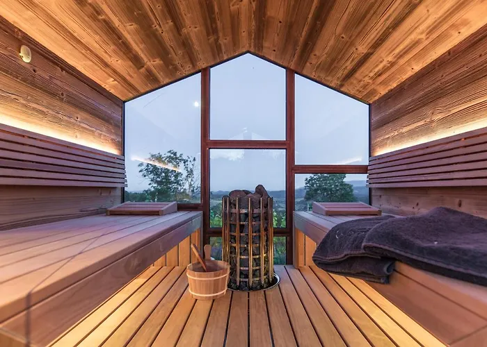 Semesterbostad Winzarei, Weingut Tement Berghausen