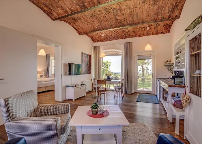 Winzarei, Weingut Tement *