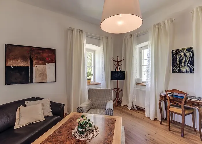 Winzarei, Weingut Tement * Berghausen