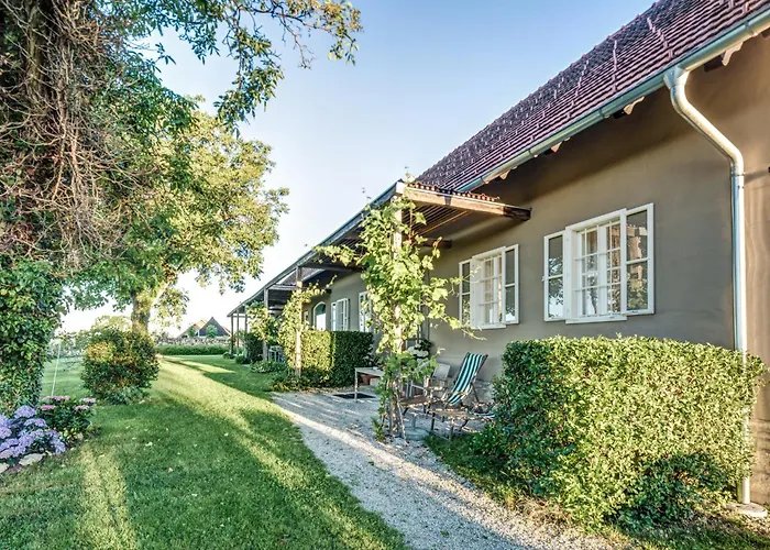 Winzarei, Weingut Tement * Berghausen